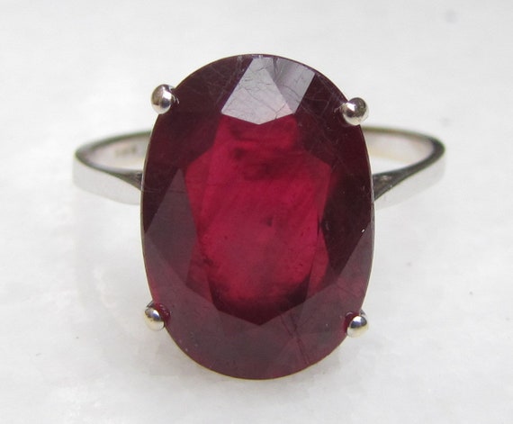 Ruby & 14ct White Gold Solitaire Ring - image 2