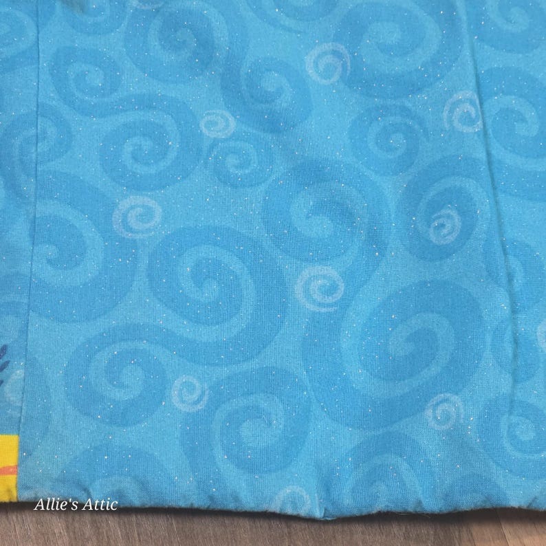 Coperta/trapunta con la Sirenetta per cameretta da bambina, decorazione Disney 42x39 immagine 3