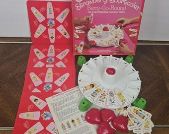 Strawberry Shortcake Game Berry-Go-Round Carousel 1981 Parker Brothers Complete