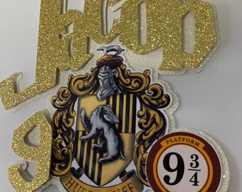 6" Wide Hufflepuff Hogwarts School House, Platform 934 - Harry Potter Birthday Topper personalised with name & age