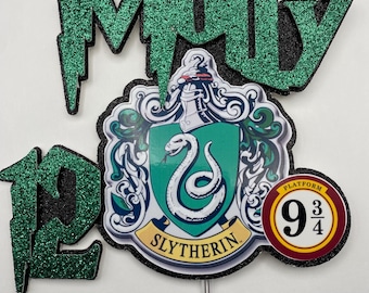 6" wide Slytherin Hogwarts School House, Platform 934 - Harry Potter Birthday Topper personalised with name & age