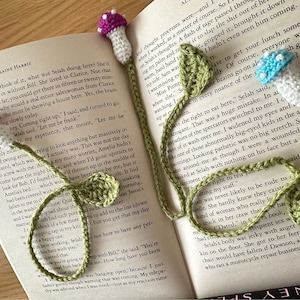 Crochet Mushroom Bookmark with Leaf Detail: Handmade Book Lover Gift