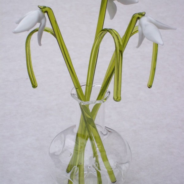 Bunch of Hand Made Glass SNOWDROPS, Decorative GRASS and stunning VASE