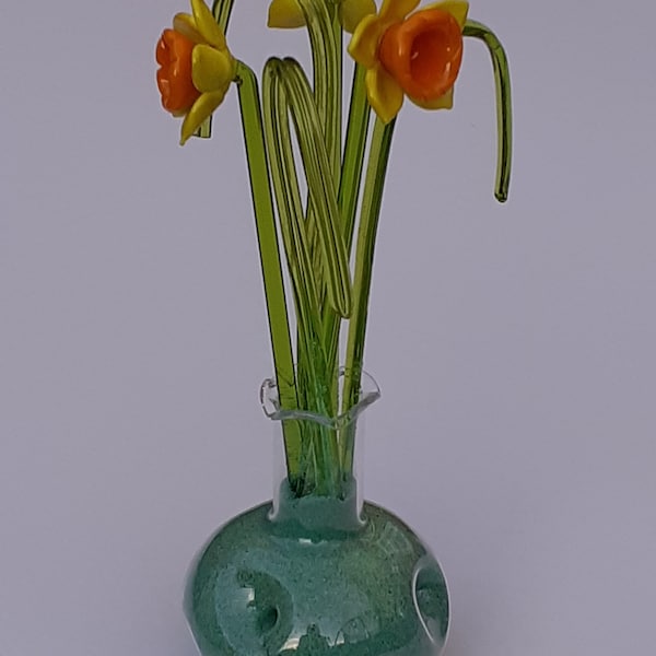 Bouquet de jonquilles en verre fait main, sable décoratif, HERBE et superbe VASE