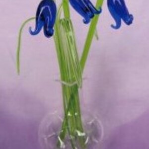 Bunch of Hand made Glass BLUEBELLS, GRASS and stunning VASE image 6