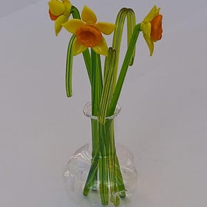 Handgefertigte Glas Narzissen mit Vase, Dekoratives Blumengesteck