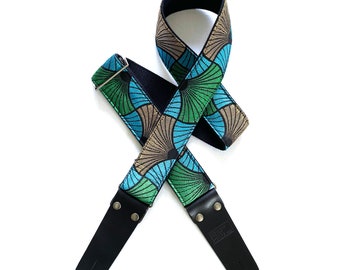 Deluxe guitar strap, Gift for guitarists, Strong and durable, Suitable for bass and other heavy instruments, Handmade, Cotton and leather