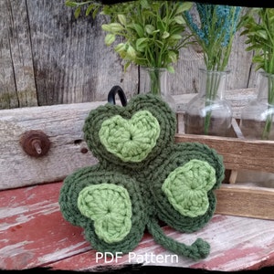 Shamrock Crochet Pattern: St Patrick&#39;s Day Ornament (PDF Pattern)