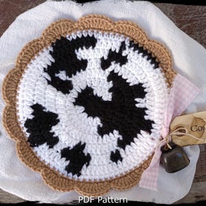 Cow Pie Potholder Crochet Pattern, Holstein Cow Hot Pad Kitchen Decor