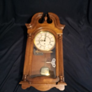 Vintage Howard Miller Westminster Mantal Clock