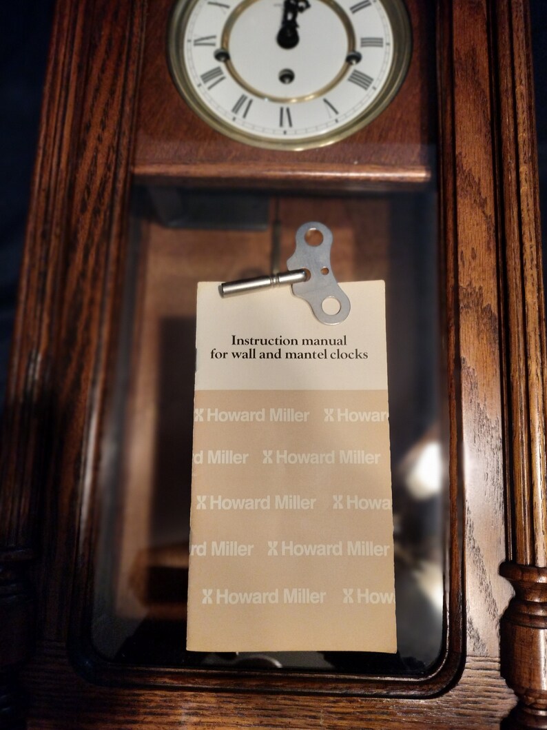 Vintage Howard Miller Chiming Wall Clock Etsy