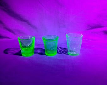Vintage Mid Century Uranium Glass Shot Glasses
