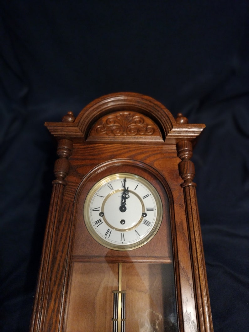 Vintage Howard Miller Chiming Wall Clock Etsy
