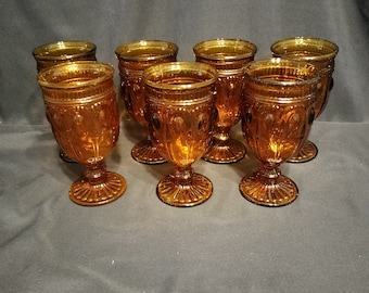 Vintage amberkleurige glazen bekerset