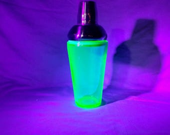 Vintage Near Antique Uranium Glass Shaker