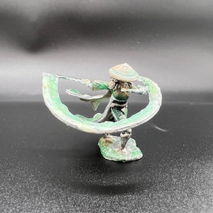Hand painted Dungeons and Dragon (DND) figurine mini, Water Elementalist