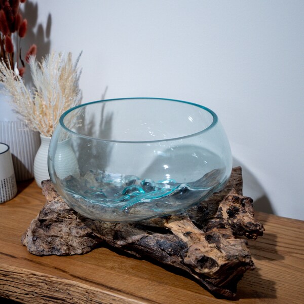 Bol en verre fondu sur bois Bols en verre fondu Bois flotté Vase en verre Décoration rustique Verre recyclé Ornement fait main en bois de récupération écologique