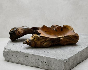 Hand Carved Teak Root Bowl – Live Edge Organic Wood Centerpiece, Wabi Sabi Decor (33x18x6cm)
