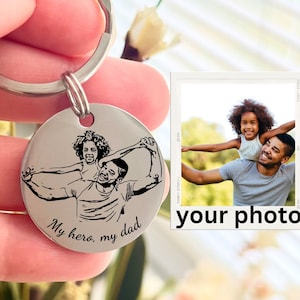 Custom Stainless Steel Photo Keychain - Personalized Portrait Engraved Keyring - Unique Gift for Loved Ones