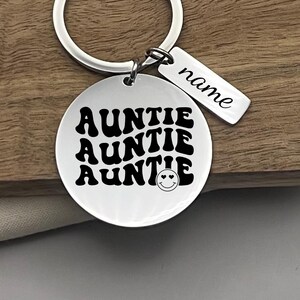 Custom Auntie Stainless Steel Keychain - Personalized Gift For Friends Or Aunt