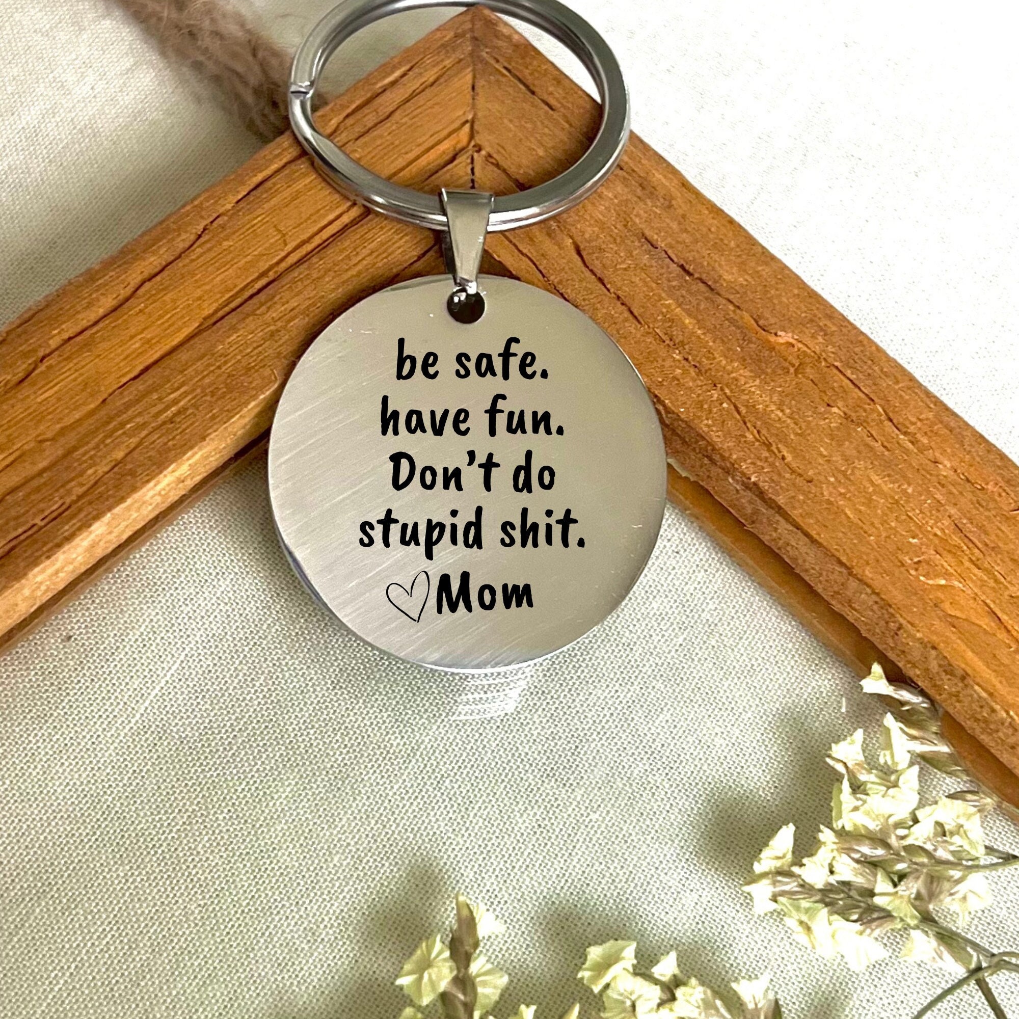 AHAETH Mother Son Keychain Boy Mom Gifts for Women Mom of Boys Gift Sons Are The Anchors of A Mother’s Life Keychain Mother Son Gifts for Mom Best