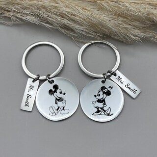 Portachiavi Personalizzato In Acciaio Con Ghirlanda E Fiore | Regalo Donna Amica Mamma