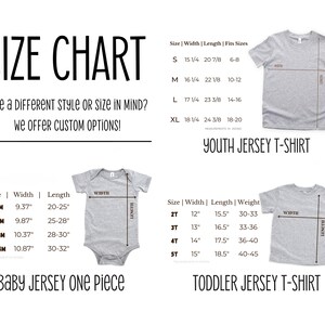 Puede incluir: Tabla de tallas para camisetas y bodies de punto para ni&ntilde;os y beb&eacute;s. La tabla muestra las tallas, el ancho, la longitud y el peso en pulgadas. La tabla incluye tallas para camisetas para ni&ntilde;os de 6-8 a 18-20, bodies para beb&eacute;s de 3-6 meses a 18-24 meses y camisetas para ni&ntilde;os peque&ntilde;os de 2T a 5T.