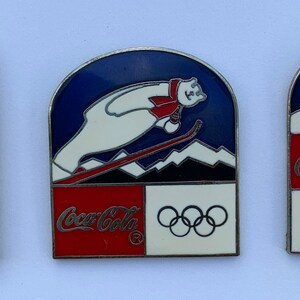 Pin's Lillehammer 94 JO - Coca Cola 300 Jours - Vintage émaillé Grand Feu, France