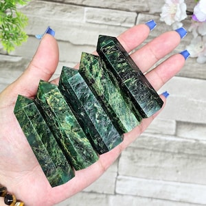 African Green Jade Points / 2" to 2.5" Chakra / Rocks and Minerals