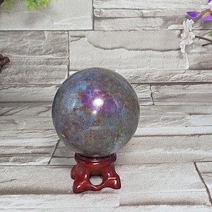 Ruby Fuchsite with Kyanite Sphere / 53mm / UV Reactive / Ruby / Chakra / Rocks and Minerals / st84