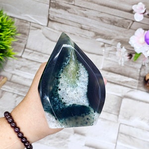 Black Agate Freeform / Druzy Agate / Chakra / Rocks and Minerals