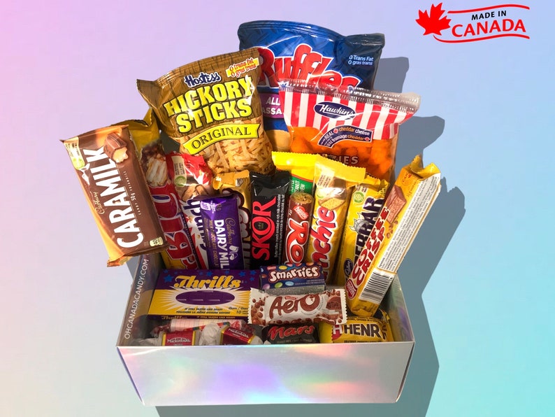 ULTIMATE All Canadian Snack Gift Box large All the Canadian Favourites Chips, Chocolate, Candy