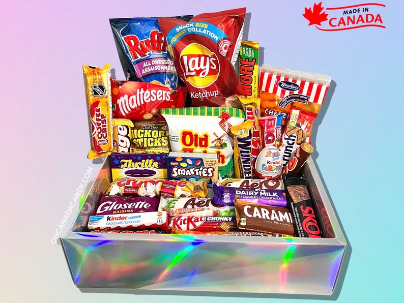 ULTIMATE All Canadian Snack Geschenkbox XL Alle kanadischen Favoriten Chips, Schokolade, Süßigkeiten & Kaugummis von Oh Canada Candy Bild 1