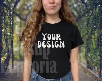 Gildan 5000 Black Shirt Mockup, Female Model, Black Shirts, Gildan 5000  Shirt Mockup, Gi5000 Mockup, Black T-shirt Mockup