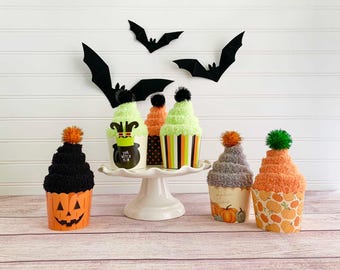 Halloween Fuzzy Socks Cupcake – Autumn Party Favor