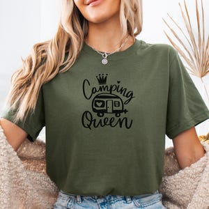 Camping Queen Shirt - Womens Camper Tee - Glamping Shirt - Cute Outdoors Tee - RV Queen Shirt - Nature Adventure Gift