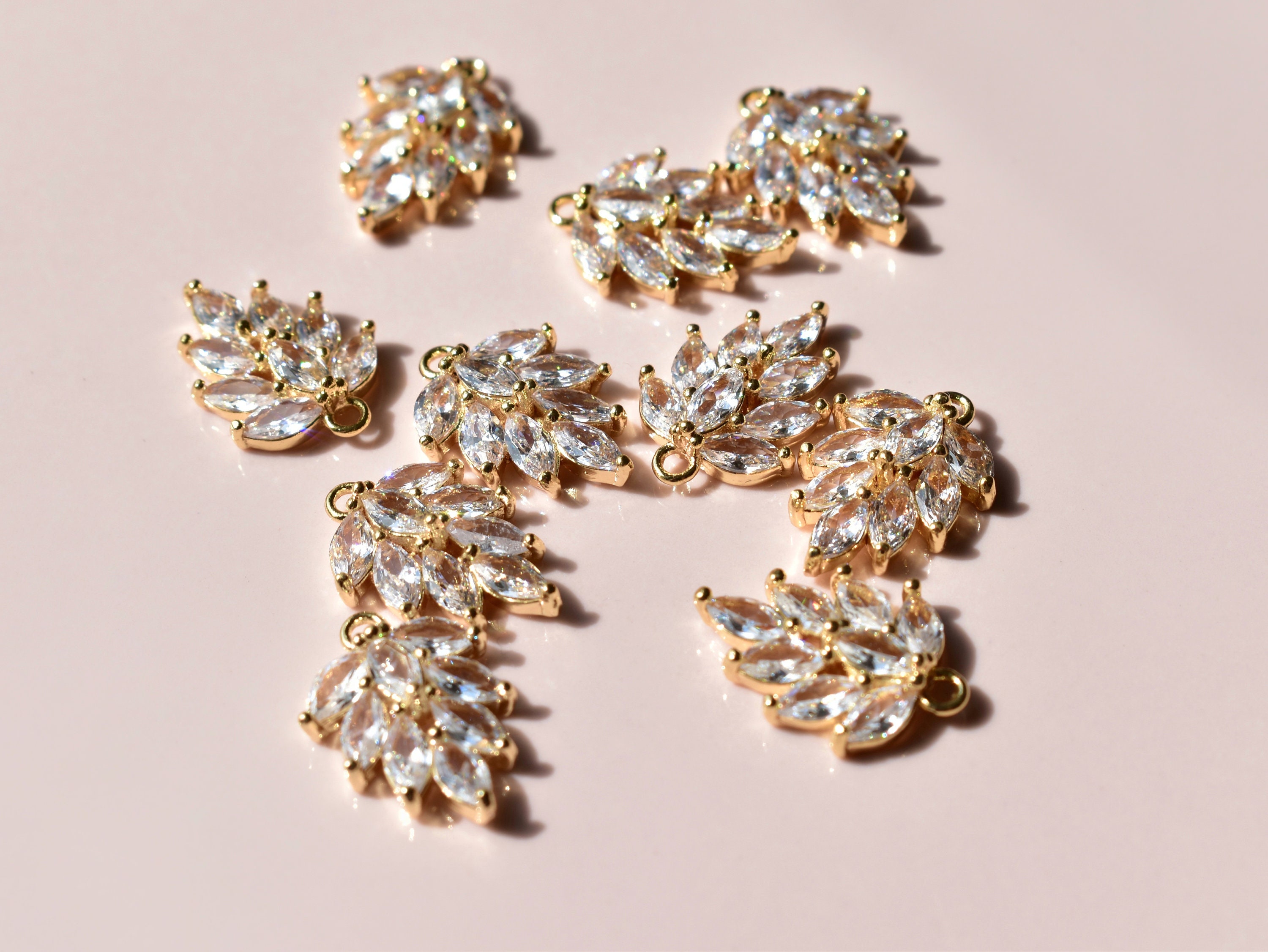 Cubic Zirconia Pendants Leaf Shape Micro Pavé & 18k Gold Plated Brass