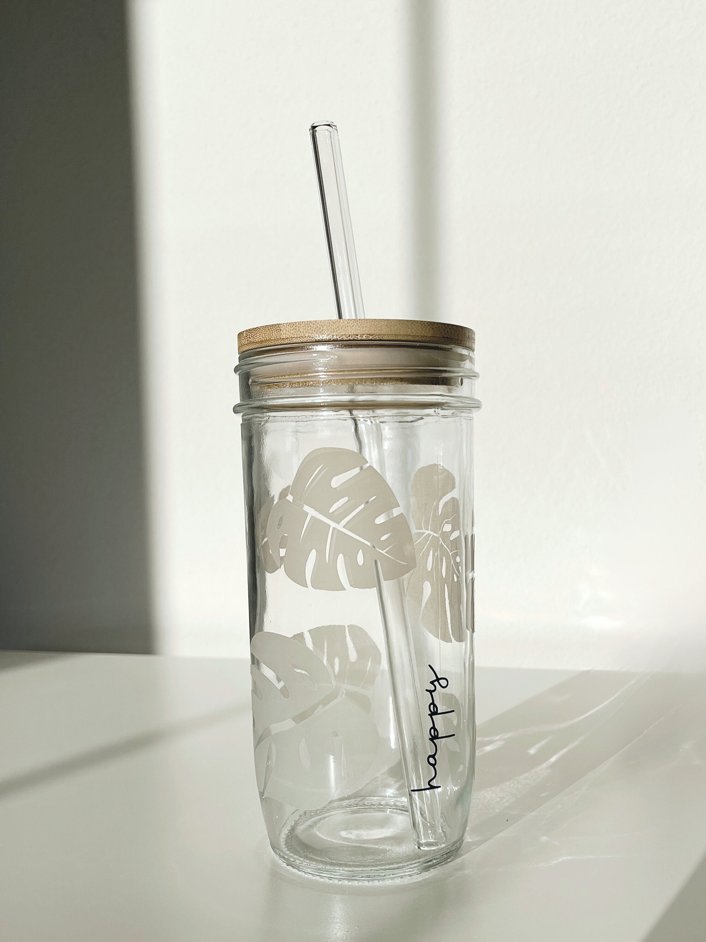 Smiths Mason Jars 16oz/473ml 4 Pack Iced Coffee Cups with Lids and Straws and Handles - Boba Straws Reusable Glass, Good for Milkshake, Lemonade