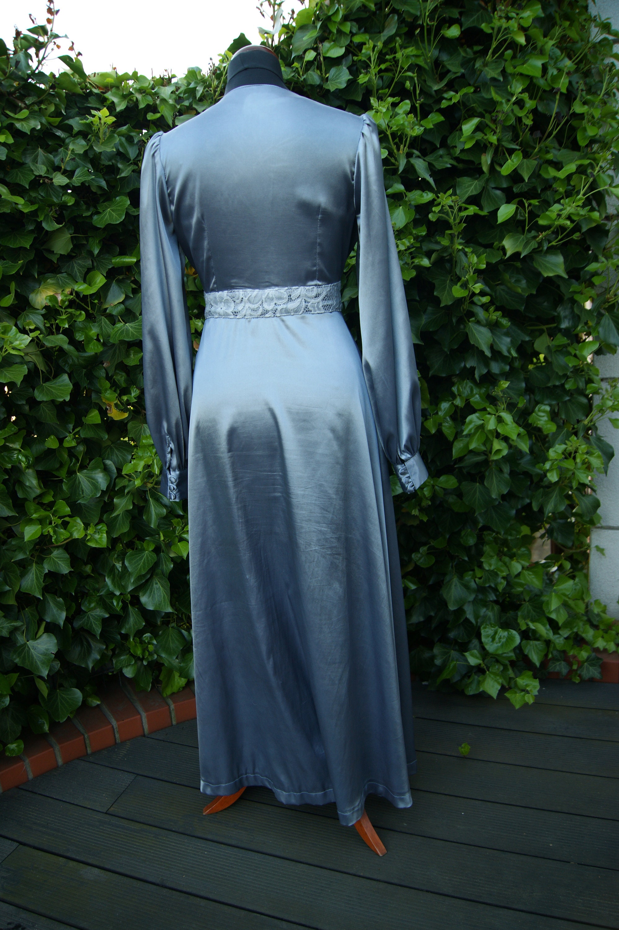 Hollywood Style Burlesque Robe Embrace Your Inner Femme Fatale With ...