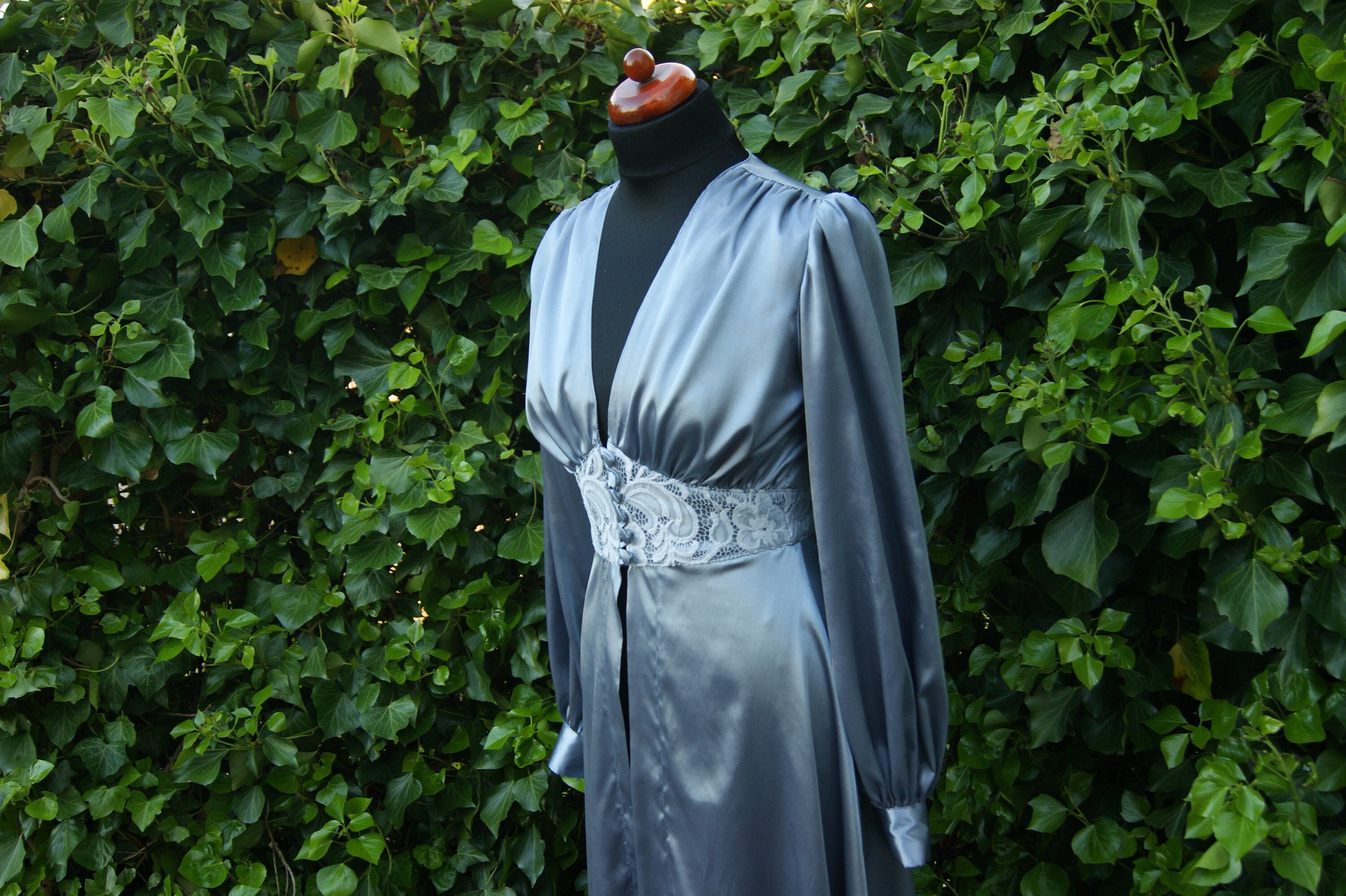 Hollywood Style Burlesque Robe Embrace Your Inner Femme Fatale With ...