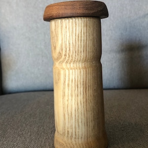 Wooden toothpick holder
