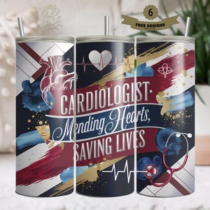 Puede incluir: Tres vasos de acero inoxidable con un diseño rojo, blanco y azul. Los vasos presentan un corazón, un estetoscopio y el texto "Cardiólogo - Reparando corazones, salvando vidas".