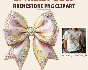 Puede incluir: Un gran lazo decorativo con un degradado de tonos rosa y amarillo suaves, adornado con numerosos brillantes iridiscentes. El texto dice SPARKLY BOW RHINESTONE PNG CLIPART, TRANSPARENT PNG, 4096 PX, INSTANT DOWNLOAD y mockup only - digital PNG file.