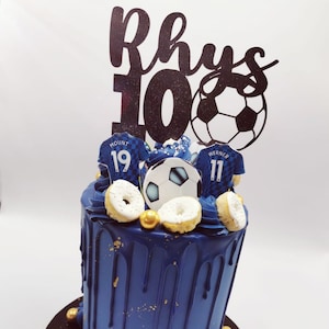Pacote de topo de bolo personalizado com tema futebol