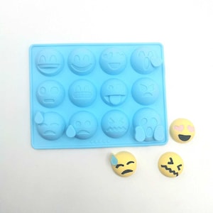 Smiley Face Silicone Mold - 140 Cavities