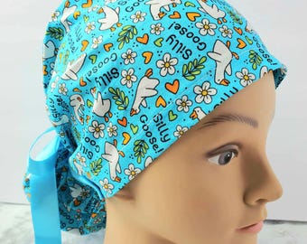 Floral Scrub Cap Silly Goose & Daisies - euroPonytail Style sky blue  fun