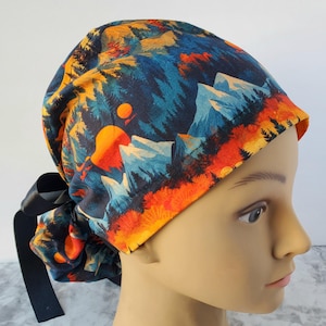 Gorro quirúrgico de algodón con diseño de montañas y atardecer: pinos y luna