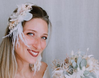 Bridal Hair Accessory with White Feather and Flowers, Boho wedding, Bridal tiara, Real flowers comb, Flower comb, Bridal Crown