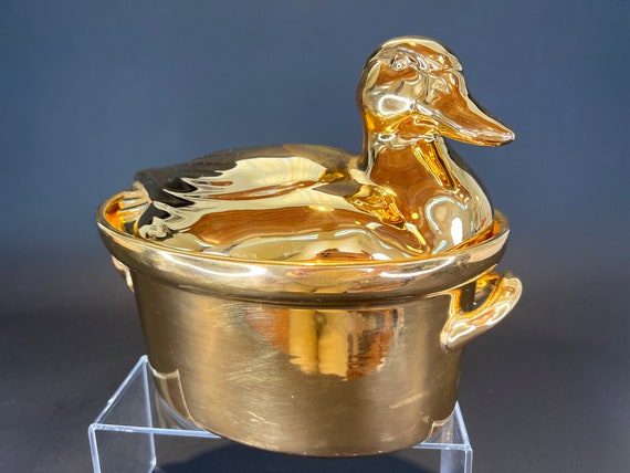 置物  GOLD DISH Vintage Hall China Golden Glo Goose Casserole Dish With Lid for