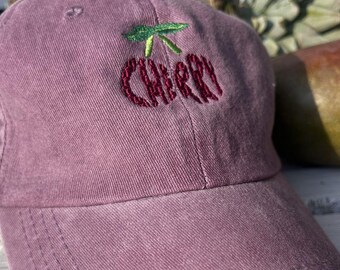 Gorra unisex de algodón lavado con bordado de cerezas desgastadas